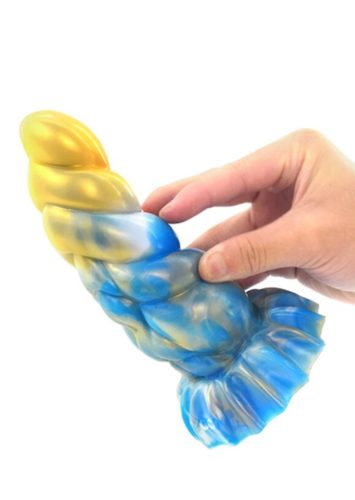 Taurus 255. fantasy dildo -18cm.