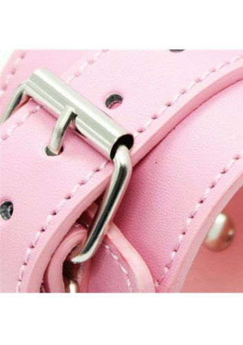 Pink bilincs kézre vagy lábra.