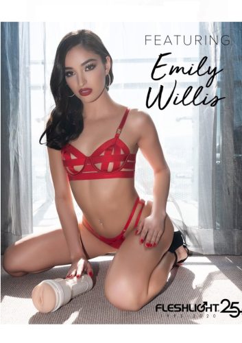 FLESHLIGHT GIRLS EMILY WILLIS SQUIRT VAGINA.