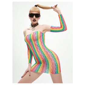 Ava rainbow mini kesztyűvel.