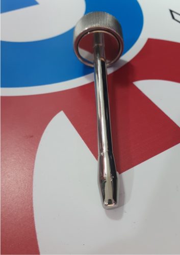 Joe vibrátoros acél pénisz plug.